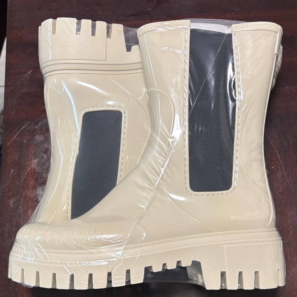 Never Opened Cream Winter & Rain Boots